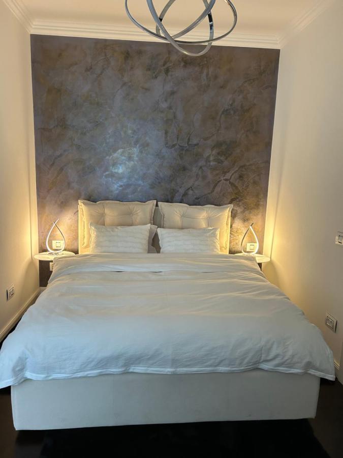 Schillerplatz Apartment Sibiu Esterno foto